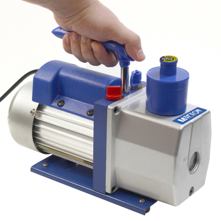 Одноступенчатый вакуумный насос МЕГЕОН 98032 купить по низкой цене | МАКСПРОФИТ