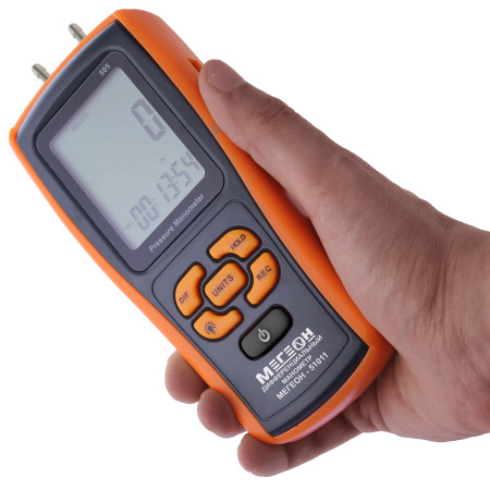 Дифференциальный цифровой манометр МЕГЕОН 51011 купить по низкой цене | МАКСПРОФИТ